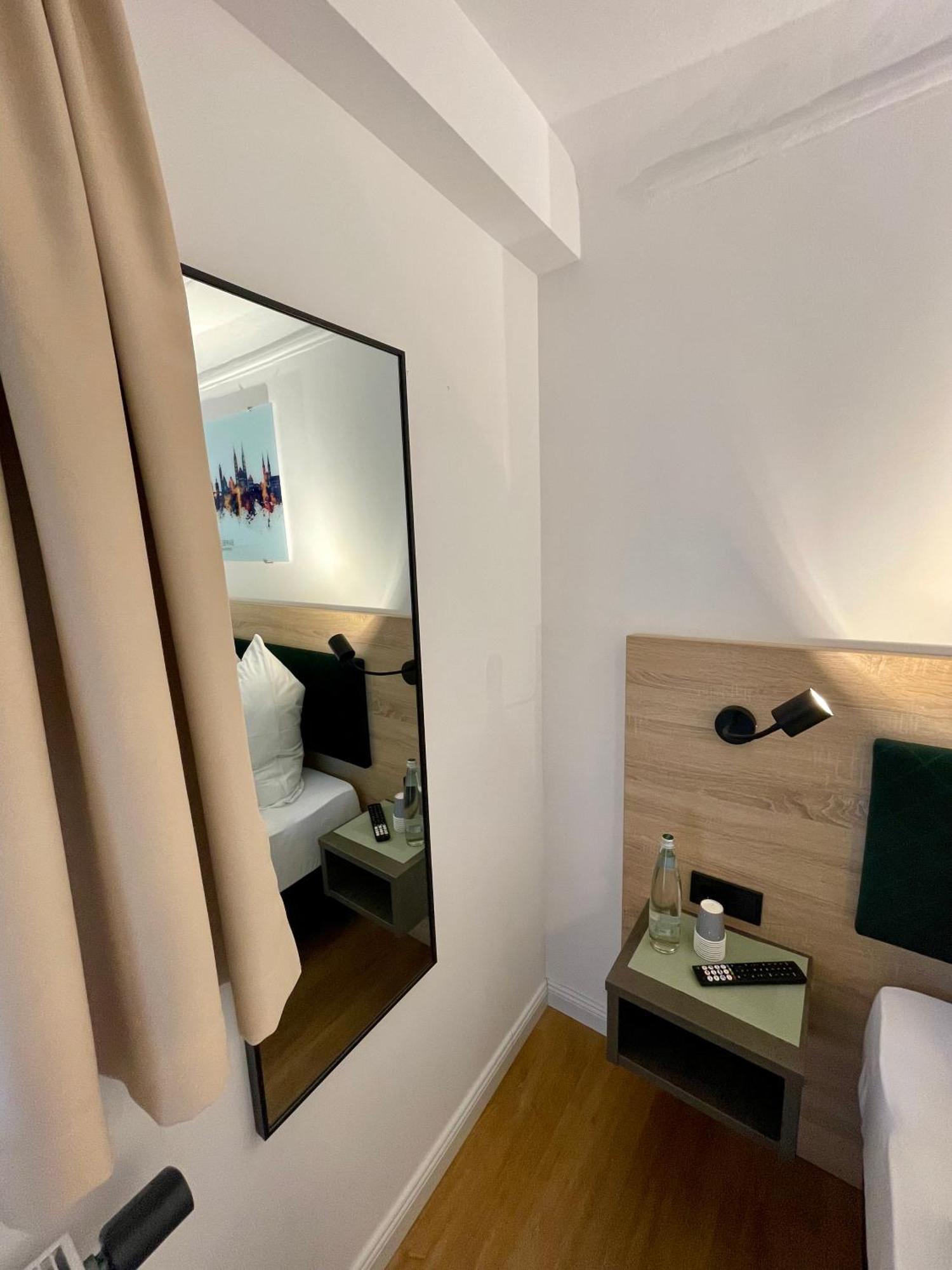 Hopfenhotel Am Adenauerufer Hotel 3*